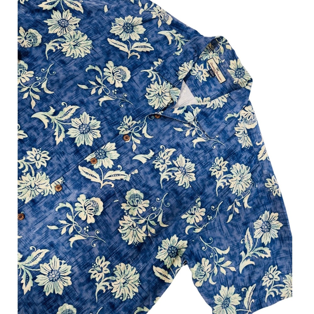 Tommy Bahama Men XL Floral 100% Silk Short Sleeve Button Up Camp Hawaiian Shirt